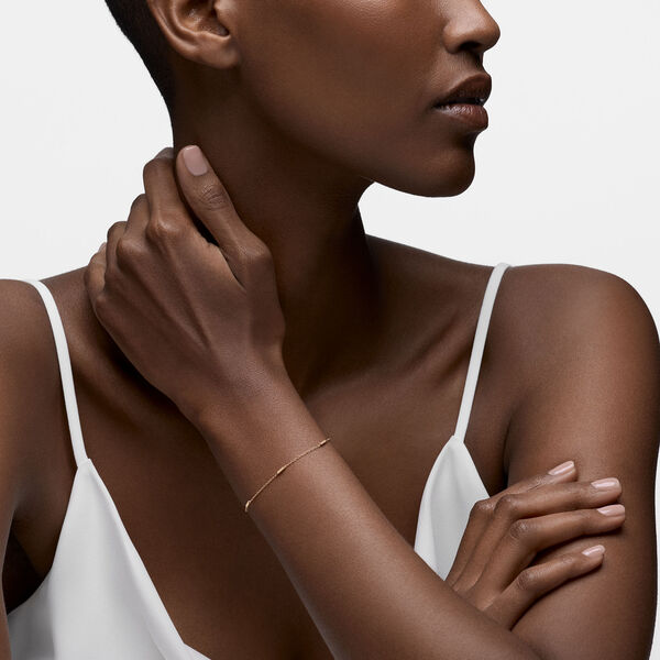 Ros&eacute;e Du Matin Yellow Gold Station Bracelet